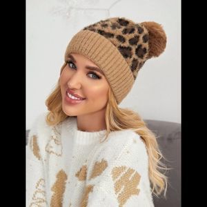 Leopard Print Beanie Faux Fur Pom Brand New
